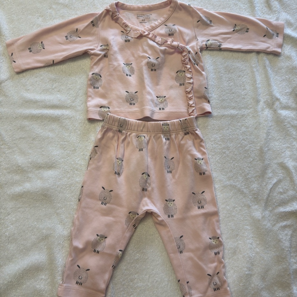 Kissy Love Pink Sheep Print Kids Pajamas